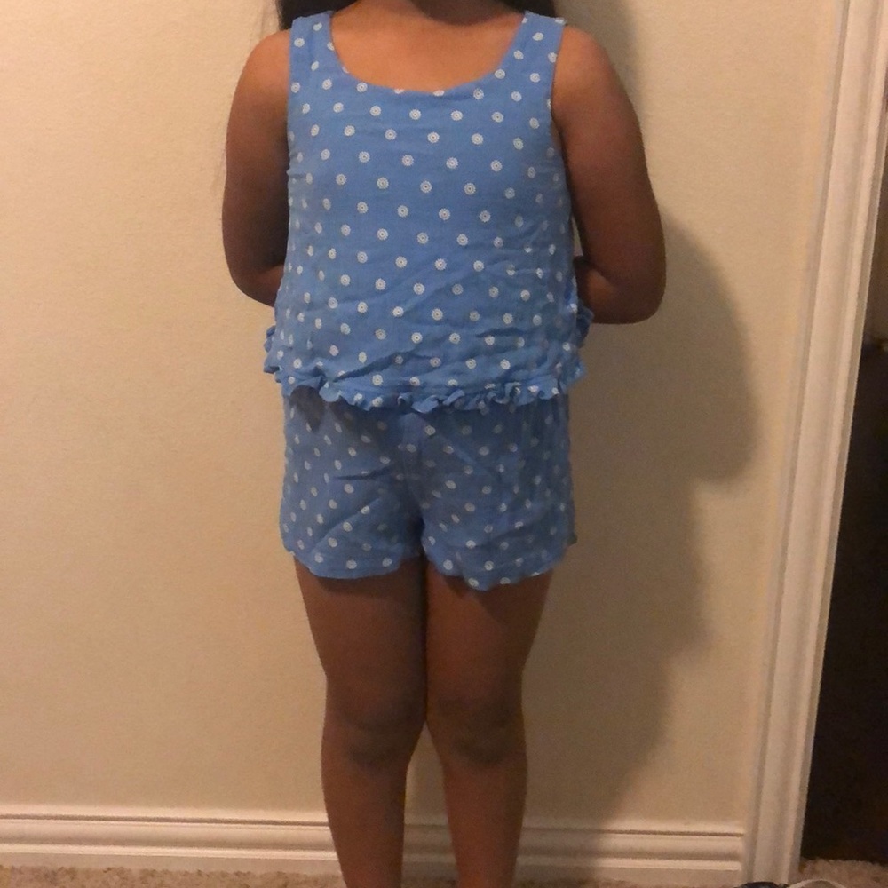 Girls clothing